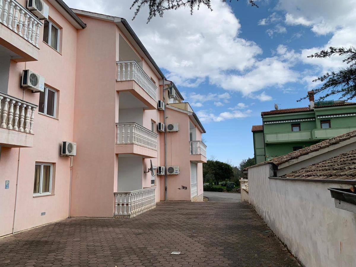 Apartman Dobric Fažana Eksteriør billede