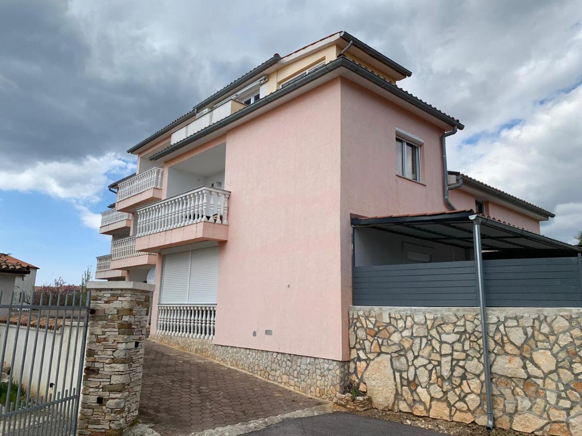 Apartman Dobric Fažana Eksteriør billede